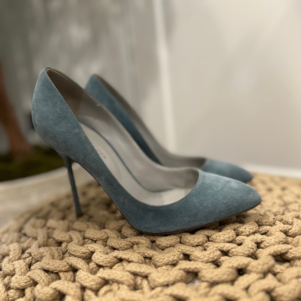 Sergio Rossi Blue Suede Pumps -Size 38.